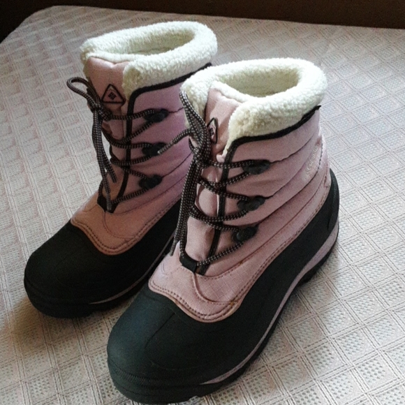 columbia shoes and boots